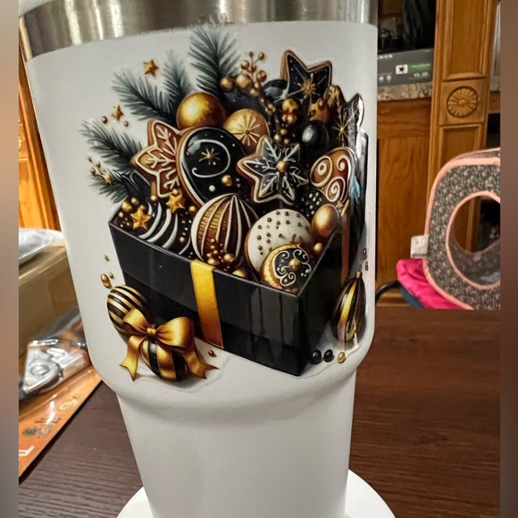 20oz quencher - Picture 3 of 4